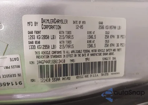 2006 Chrysler Town & Country Lx from USA, damaged, VIN 1A4GP44R16B613410